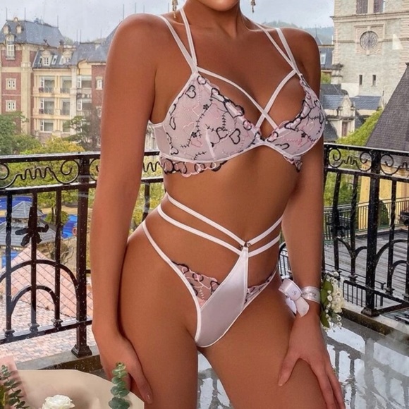 Intimates & Sleepwear Sexy Heart Embroidery Cut Out Lingerie Set